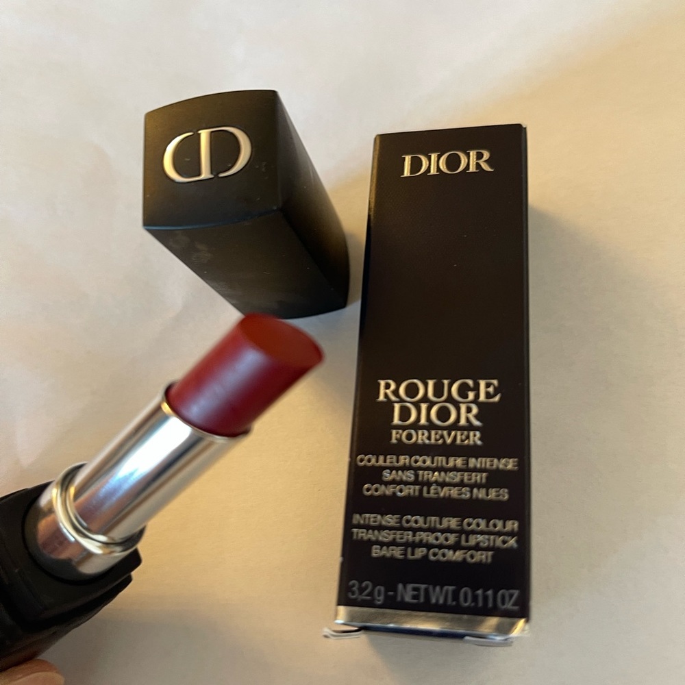 Dior lipstick 💄.#847 forever passionate. New
